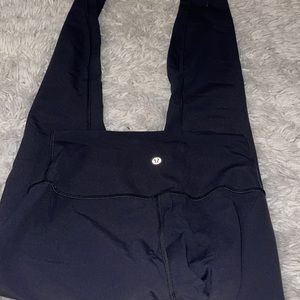 Black wonder under size 6